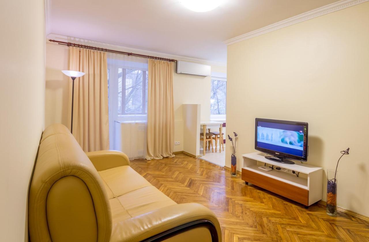 קייב Apartment On Leonida Pervomais'Koho מראה חיצוני תמונה