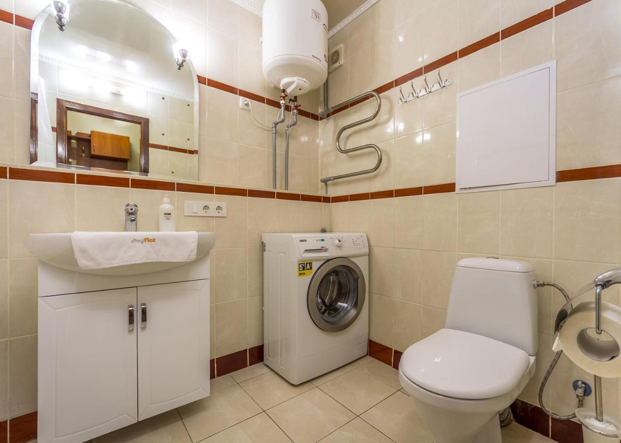 קייב Apartment On Leonida Pervomais'Koho מראה חיצוני תמונה
